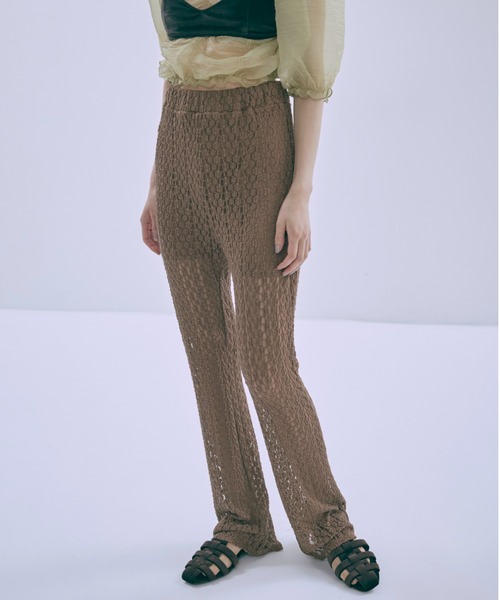EN NEUME(エンノイム)の「Cut Lace Soft Flare Pants & Layered Skirt Set(その他パンツ・レディース・ブラウン/アイボリー/ブラック・FREE)」の14枚目の写真