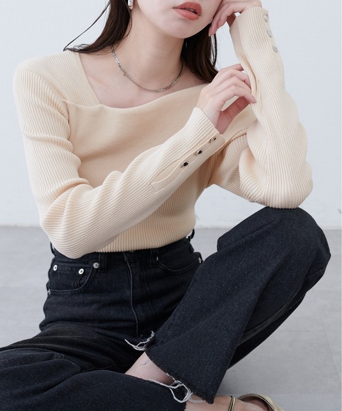 natural couture(ナチュラルクチュール)の「アシメオフショル長袖ニット(ニット/セーター・レディース・ブラック/サックスブルー/ブラウン/ボルドー/アイボリー/グリーン/グレイッシュベージュ・FREE)」の13枚目の写真