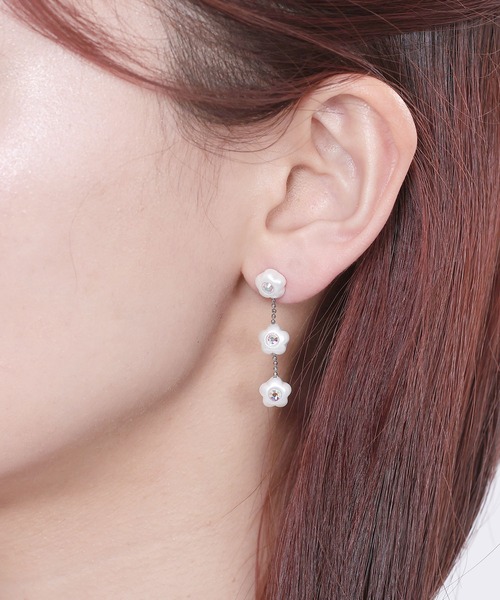 ピアス3 3デイジーシェイプドパール ピアス（ピアス（両耳用））｜MARY