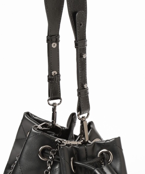 HARE（ハレ）の「キルティングキンチャクバッグ(HARE)（ショルダーバッグ・レディース・ブラック・FREE）」の5枚目の写真