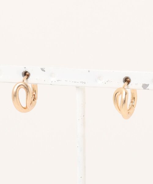 GOLDY(ゴールディ)の「【GOLDY】シンプルフープピアス 1250811※(ピアス(両耳用)・レディース・シルバー/ゴールド系その他/シルバー系1/ゴールド・FREE)」の4枚目の写真