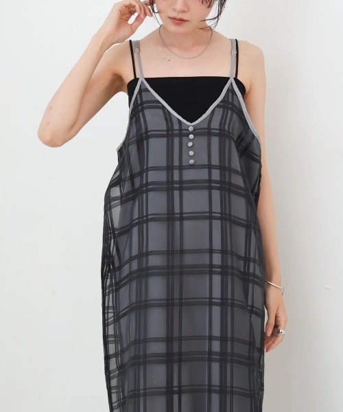 Bab(バブ)の「【S・Mサイズ展開】シアーチェックキャミワンピース(ワンピース・レディース・ブラック/アイボリー・MEDIUM/SMALL)」の19枚目の写真