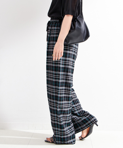 B.C STOCK(ベーセーストック)の「ダブルベルトチェックパンツ(その他パンツ・レディース・ブラック/ブラウン・SMALL/MEDIUM)」の7枚目の写真
