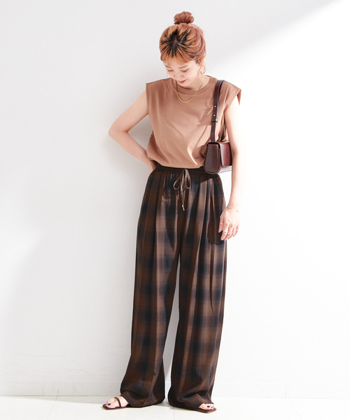 B.C STOCK(ベーセーストック)の「ダブルベルトチェックパンツ(その他パンツ・レディース・ブラック/ブラウン・SMALL/MEDIUM)」の11枚目の写真