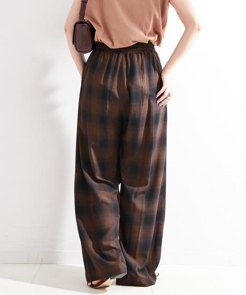B.C STOCK(ベーセーストック)の「ダブルベルトチェックパンツ(その他パンツ・レディース・ブラック/ブラウン・SMALL/MEDIUM)」の18枚目の写真