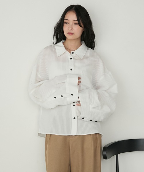 forksy.(フォルクシー)の「【forksy.】シャドーストライプワイドスリーブシャツ(シャツ/ブラウス・レディース・オフホワイト/ブラック・FREE)」の7枚目の写真
