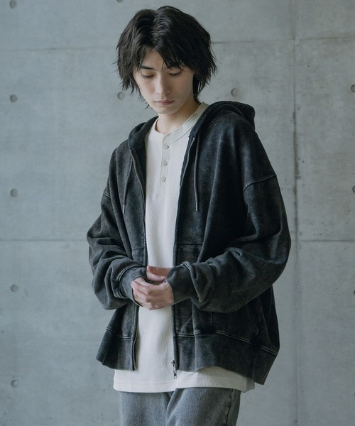 RATTLE TRAP(ラトルトラップ)の「短丈ルーズシルエットスノー加工パーカー(パーカー・メンズ・ブラック/グレー・L/M)」の8枚目の写真