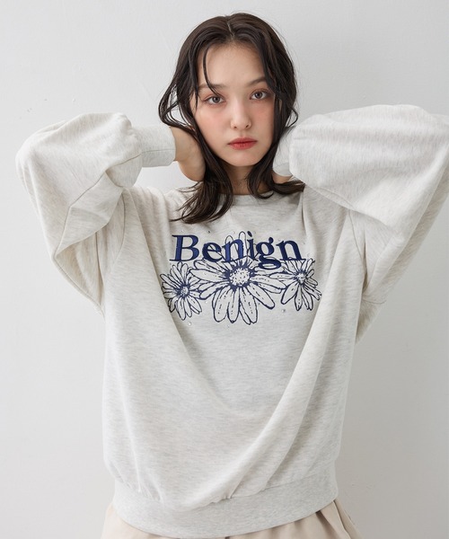 INGNI(イング)の「【WEB限定】フラワーロゴスウェット(スウェット・レディース・グレー×ホワイト/ホワイト×ピンク/ブラック×ピンク/ベージュ系その他・M)」の1枚目の写真