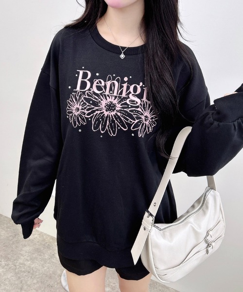 INGNI(イング)の「【WEB限定】フラワーロゴスウェット(スウェット・レディース・グレー×ホワイト/ホワイト×ピンク/ブラック×ピンク/ベージュ系その他・M)」の3枚目の写真