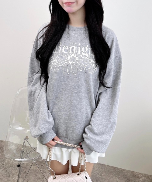 INGNI(イング)の「【WEB限定】フラワーロゴスウェット(スウェット・レディース・グレー×ホワイト/ホワイト×ピンク/ブラック×ピンク/ベージュ系その他・M)」の9枚目の写真