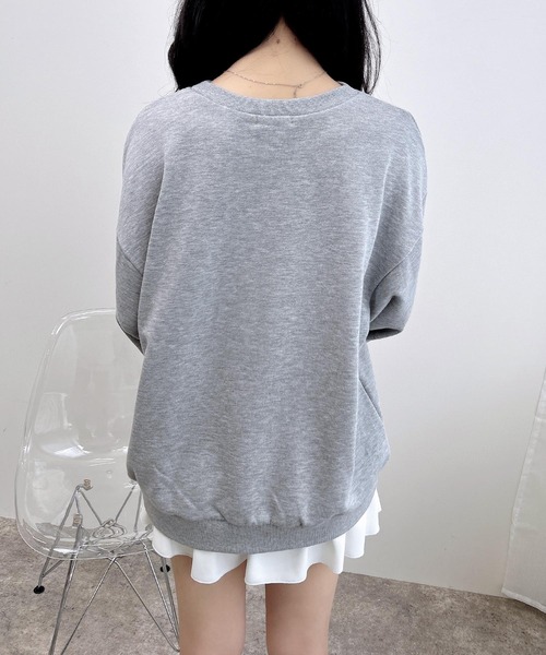 INGNI(イング)の「【WEB限定】フラワーロゴスウェット(スウェット・レディース・グレー×ホワイト/ホワイト×ピンク/ブラック×ピンク/ベージュ系その他・M)」の11枚目の写真