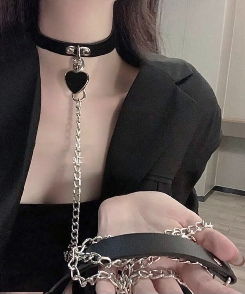 SILVER BULLET（シルバーバレット）の「『CN SELECT/シ－エヌセレクト』ハートモチーフロングチェーンチョーカー【Y】【CN】（チョーカー・レディース・ブラック・FREE）」の2枚目の写真