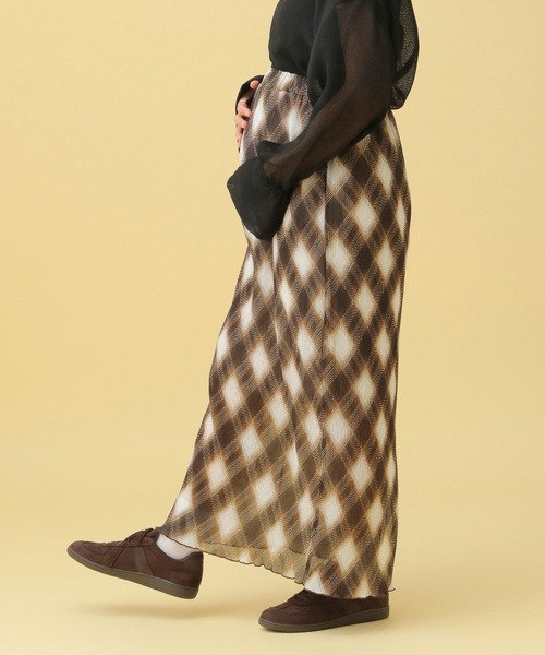 LEPSIM（レプシィム）の「【産前・産後対応】マタニティ／チェックナロースカート　579629（マタニティウェア/グッズ・レディース・ブラック・FREE）」の4枚目の写真