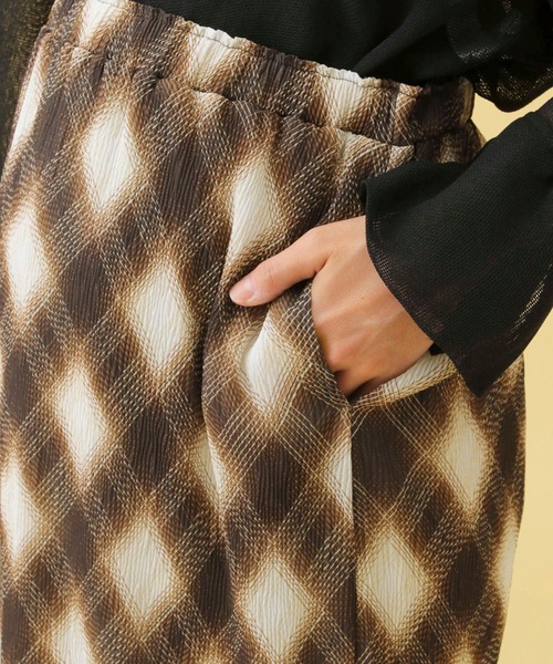 LEPSIM（レプシィム）の「【産前・産後対応】マタニティ／チェックナロースカート　579629（マタニティウェア/グッズ・レディース・ブラック・FREE）」の22枚目の写真