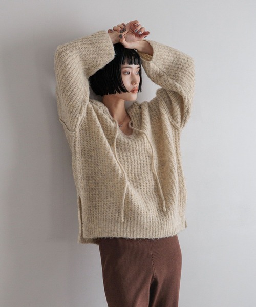 LOWRYS FARM(ローリーズファーム)の「メランジフードニットプルオーバー 581131(ニット/セーター・レディース・アイボリー/チャコールグレー/グレー/パープル・FREE)」の10枚目の写真