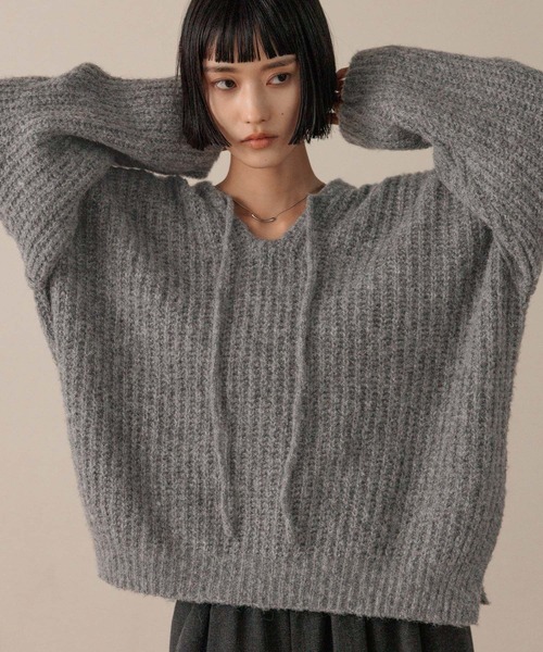 LOWRYS FARM(ローリーズファーム)の「メランジフードニットプルオーバー 581131(ニット/セーター・レディース・アイボリー/チャコールグレー/グレー/パープル・FREE)」の22枚目の写真