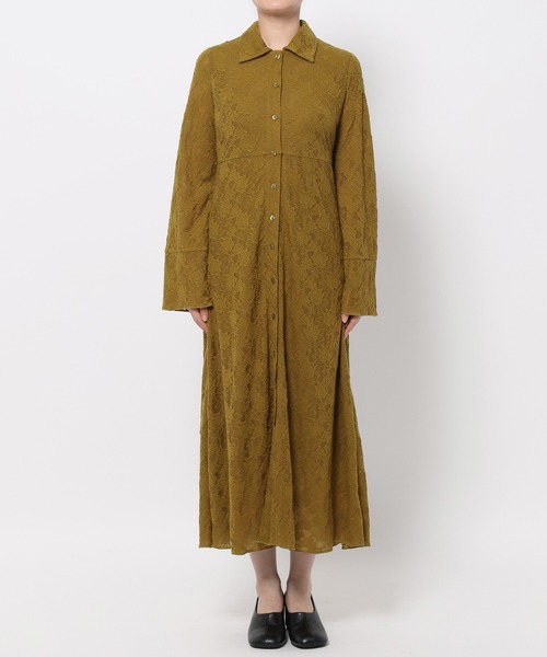 mysty woman（ミスティウーマン）の「フラワージャガードレースアップシャツワンピース　582484（ワンピース・レディース・ブラック/オフホワイト/マスタード・FREE）」の18枚目の写真