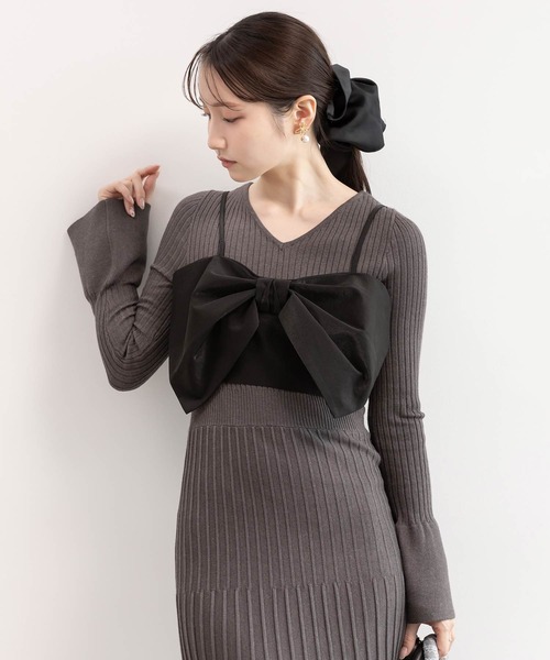 RANDA(ランダ)の「マルチウェイリボンビスチェセットニットワンピース(ワンピース・レディース・ネイビー/ベージュ/ブラック・0/1)」の2枚目の写真