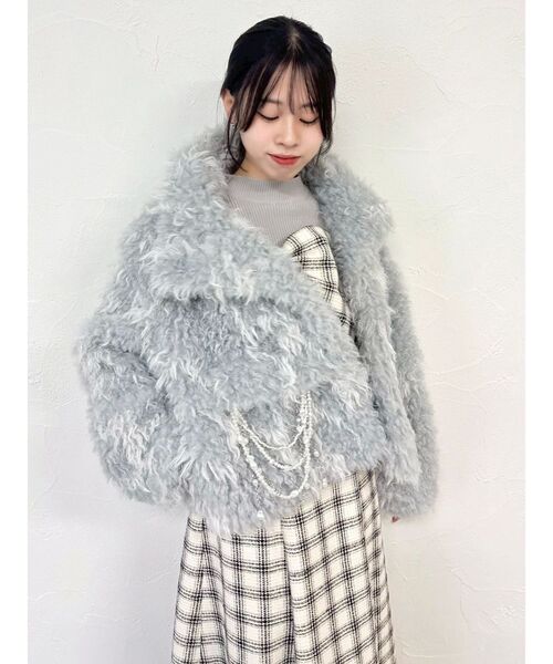 パールチェーンエコファーブルゾン（ブルゾン）｜dazzlin（ダズリン