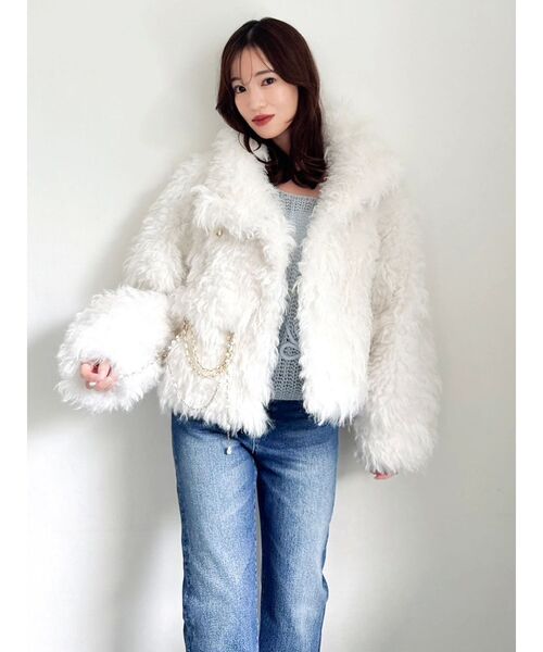 【ネット完売品】dazzlin パールチェーンエコファーブルゾン オフホワイト dazzlin ブルゾン アウター パールチェーンエコファーブルゾン