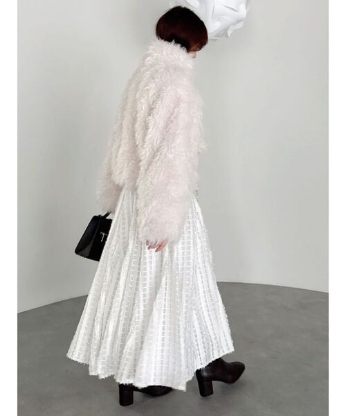 【ネット完売品】dazzlin パールチェーンエコファーブルゾン オフホワイト dazzlin ブルゾン アウター パールチェーンエコファーブルゾン