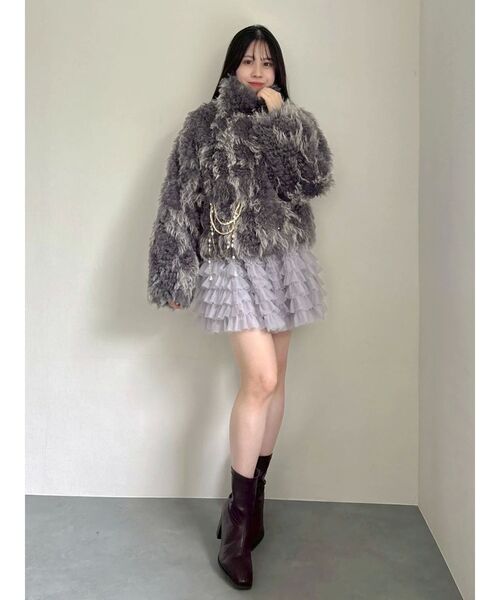 dazzlin（ダズリン）の「パールチェーンエコファーブルゾン（ブルゾン・レディース・アイボリー/ピンク/チャコールグレー/ブルー・FREE）」の9枚目の写真