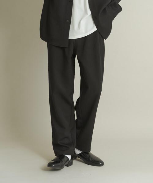 SENSE OF PLACE by URBAN RESEARCH(センスオブプレイスバイアーバンリサーチ)の「ウールライクダブルタックテーパードパンツ(その他パンツ・メンズ・チャコールグレー/ブラック/ライトベージュ/ネイビー・SMALL/MEDIUM/LARGE)」の1枚目の写真
