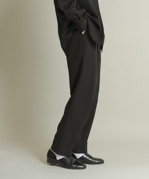 SENSE OF PLACE by URBAN RESEARCH(センスオブプレイスバイアーバンリサーチ)の「ウールライクダブルタックテーパードパンツ(その他パンツ・メンズ・チャコールグレー/ブラック/ライトベージュ/ネイビー・SMALL/MEDIUM/LARGE)」の10枚目の写真