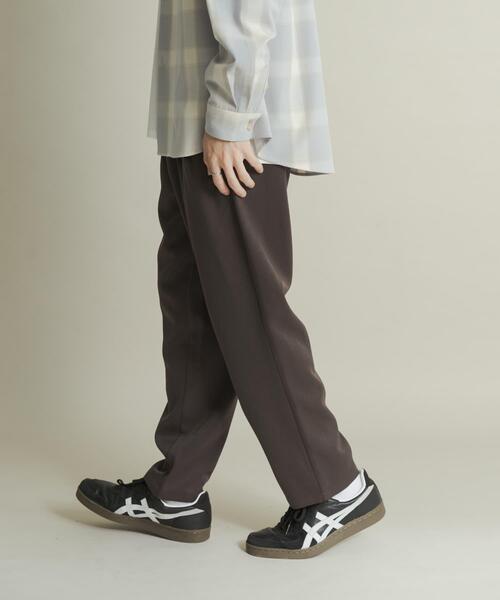 SENSE OF PLACE by URBAN RESEARCH(センスオブプレイスバイアーバンリサーチ)の「ウールライクダブルタックテーパードパンツ(その他パンツ・メンズ・チャコールグレー/ブラック/ライトベージュ/ネイビー・SMALL/MEDIUM/LARGE)」の17枚目の写真