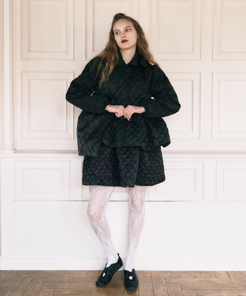 HONEY MI HONEY（ハニーミーハニー）の「quilting rose satin peplum coat（ステンカラーコート・レディース・ピンク/ブラック/アイボリー/サックスブルー・FREE）」の13枚目の写真