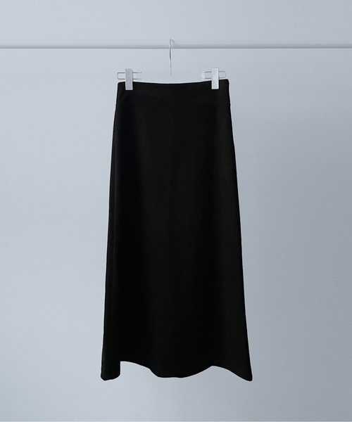 新品タグ付き⭐️完売品❤️2025新作XXS ブラック　ANEWスカート セール】【on:nue】スウェードAラインロングスカート /2025 AW