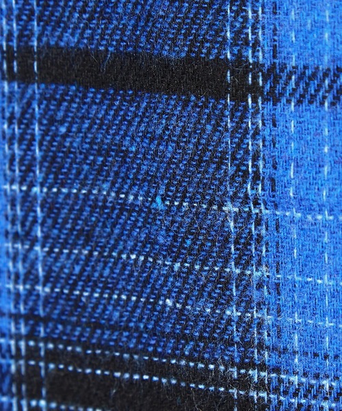 a.p.o.v.（エーピーオービー）の「a.p.o.v. クロップド丈チェックネルシャツ（シャツ/ブラウス・メンズ・ブルー/ブラック・ONESIZE）」の8枚目の写真