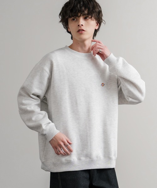 Dickies 裏起毛ワンポイントロゴワッペンクルーネック長袖スウェット