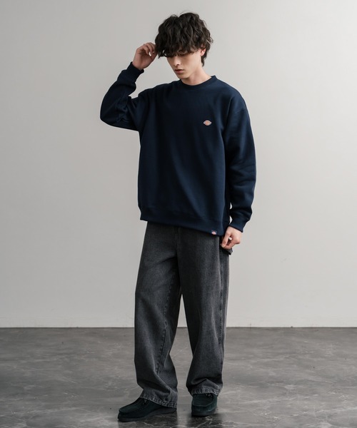 Dickies 裏起毛ワンポイントロゴワッペンクルーネック長袖スウェット