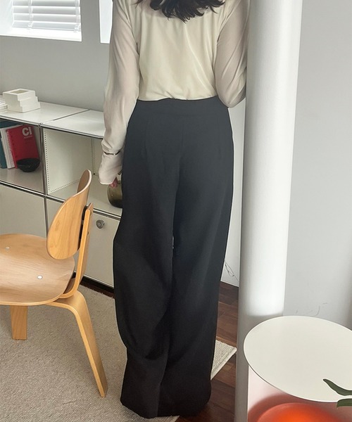 STYLEBLOCK(スタイルブロック)の「ベルトデザインワイドパンツ(その他パンツ・レディース・ブラック/グレー・M/S)」の6枚目の写真