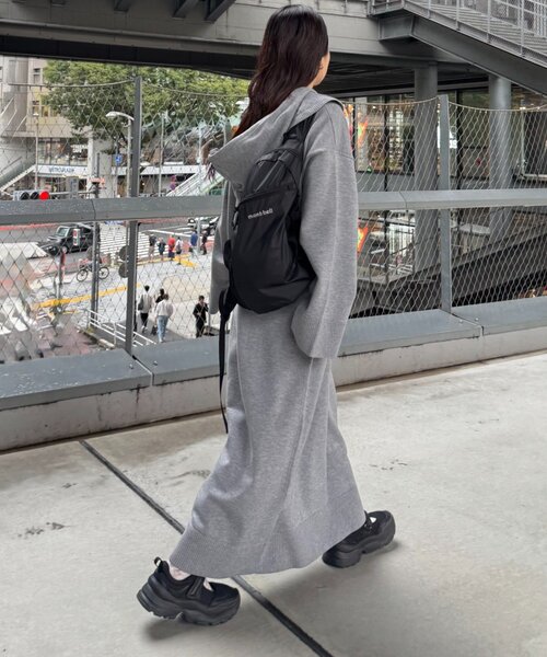 WILLOW(ウィロー)の「【willow】ニットフーディースキッパーワンピース(ワンピース・レディース・ブラック/グレー・ONE SIZE)」の22枚目の写真