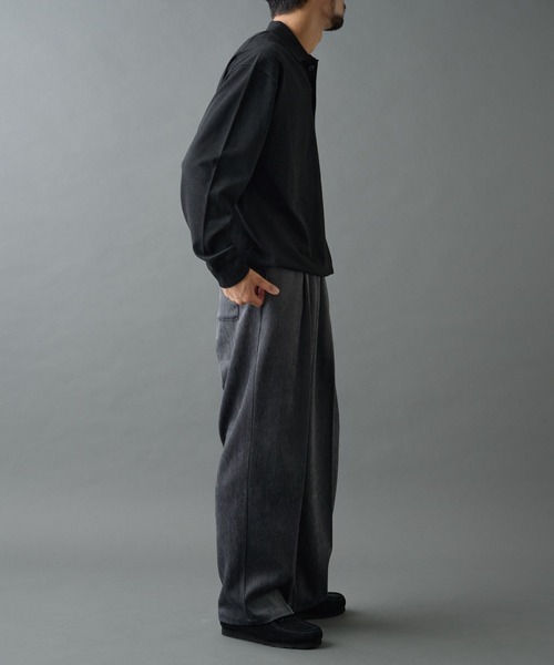 COLONY 2139(コロニートゥーワンスリーナイン)の「TW/ポリエステルウールニットポロ(ニット/セーター・メンズ・チャコールグレー/ブラック・MEDIUM/LARGE)」の3枚目の写真