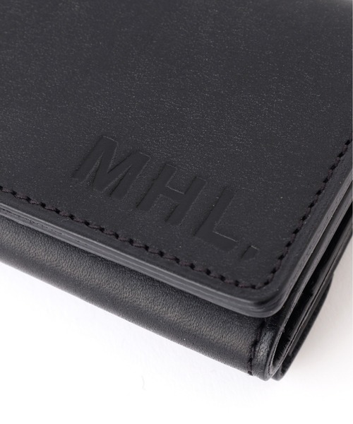 MHL.（エムエイチエル）の「TOUGH LEATHER（財布・レディース・オリーブドラブ/ブラック・FREE）」の7枚目の写真