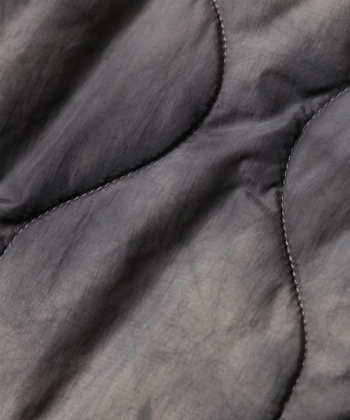 and wander（アンドワンダー）の「【and wander/アンドワンダー】ROA quilting fleece jacket（その他アウター・メンズ・グレー・M/L）」の9枚目の写真