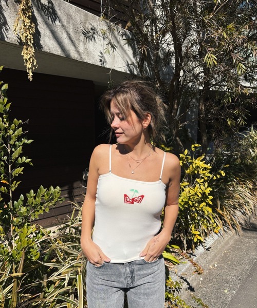 ROXY(ロキシー)の「CHERRY CHERRY BARE T/ロキシーキャミソール(キャミソール・レディース・イエロー/ナチュラル/ブルー/ブラック・MEDIUM/LARGE)」の7枚目の写真