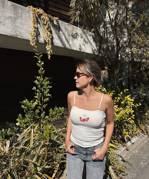 ROXY(ロキシー)の「CHERRY CHERRY BARE T/ロキシーキャミソール(キャミソール・レディース・イエロー/ナチュラル/ブルー/ブラック・MEDIUM/LARGE)」の12枚目の写真