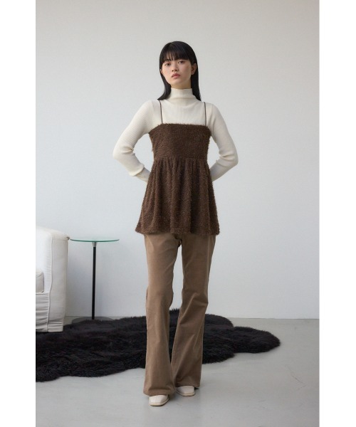 AZUL by moussy（アズールバイマウジー）の「コーデュロイフレアパンツ（スラックス・レディース・ブラウン/キャメル・SMALL/MEDIUM）」の15枚目の写真