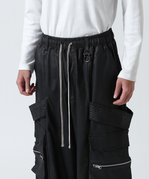 FR(13)NDS（フレンズ）の「FR(13)NDS/フレンズ/コーティングワイドカーゴパンツ（カーゴパンツ・メンズ・ブラック・F）」の16枚目の写真