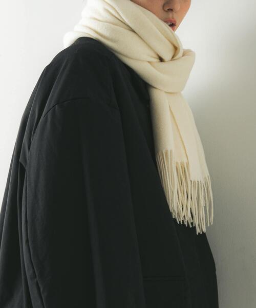 URBAN RESEARCH（アーバンリサーチ）の「ウールカシミヤストール（ストール/ショール・レディース・アイボリー/グリーン/レッド/ベージュ・-）」の5枚目の写真