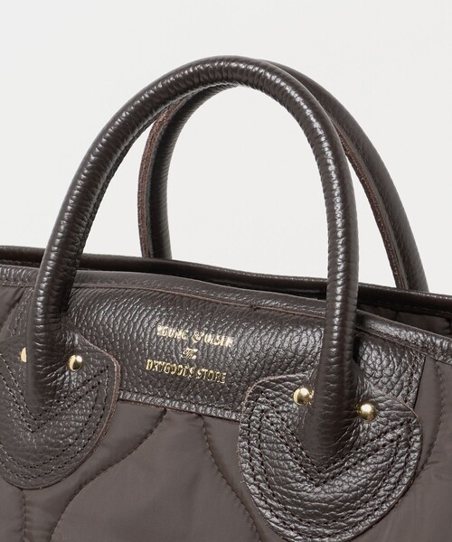 YOUNG&OLSEN The DRYGOODS STORE（ヤングアンドオルセン）の「【別注】＜YOUNG&OLSEN The DRYGOODS STORE＞キルトトートバッグ（トートバッグ・レディース・ブラック/ダークブラウン/ベージュ・FREE）」の13枚目の写真