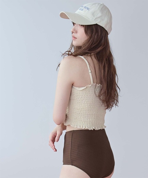 SEA DRESS(シードレス)の「4点セット/長袖トップス付シャーリングビキニ×ショートパンツ/水着(水着・レディース・アイボリー/ブラック系その他/オレンジ/ドット/ブラック/ブラウン・XL/L/M/S)」の22枚目の写真