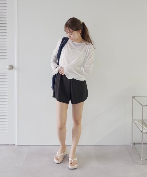 SEA DRESS(シードレス)の「4点セット/長袖トップス付シャーリングビキニ×ショートパンツ/水着(水着・レディース・アイボリー/ブラック系その他/オレンジ/ドット/ブラック/ブラウン・XL/L/M/S)」の7枚目の写真