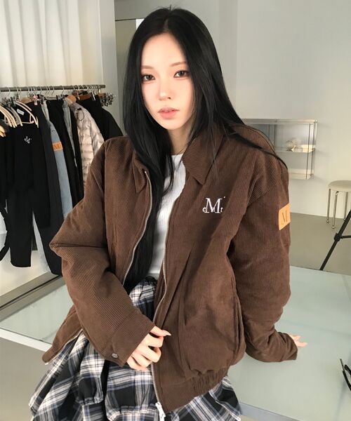 MUCENT(ムセント)の「ロキン コーデュロイブルゾン キルティングジャケット (成人男女共用)(その他アウター・レディース・ブラウン/ブラック・FREE)」の18枚目の写真