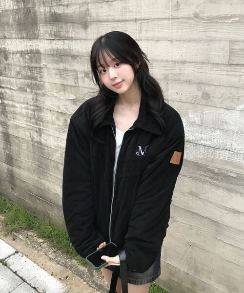 MUCENT(ムセント)の「ロキン コーデュロイブルゾン キルティングジャケット (成人男女共用)(その他アウター・レディース・ブラウン/ブラック・FREE)」の19枚目の写真