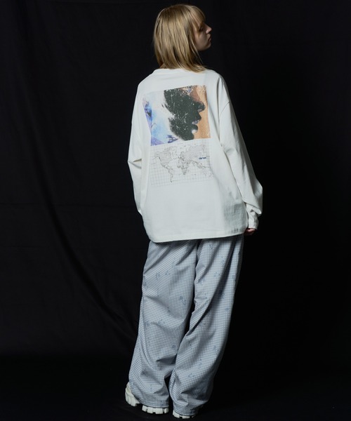 AIVER(アイバー)の「AIVER THE WORLD L/S TEE(Tシャツ/カットソー・メンズ・ブラック/チャコールグレー/オフホワイト・LARGE/MEDIUM/SMALL)」の13枚目の写真